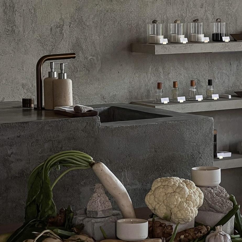 Top Artisanal Tea Spots Day [Cliff and Max]